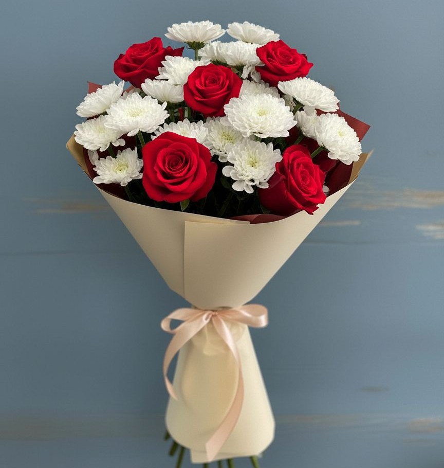 Букет цветов из: Розы и Хризантемы в Каче