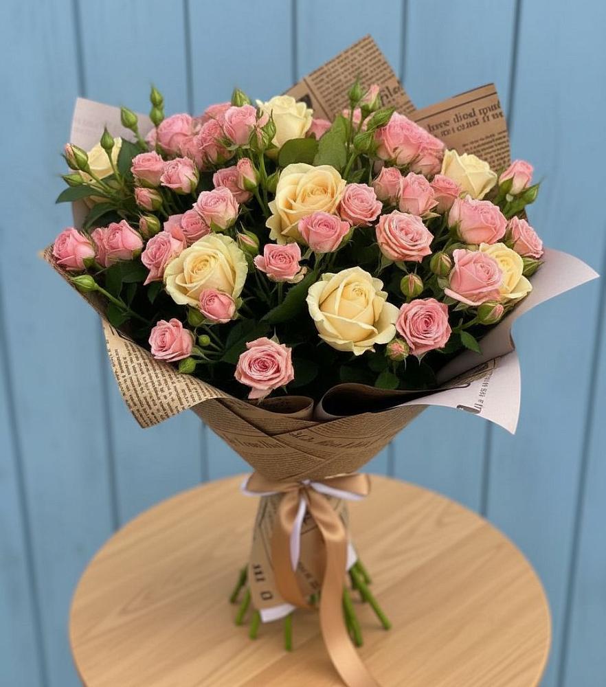 Букет цветов из: Розы в Каче