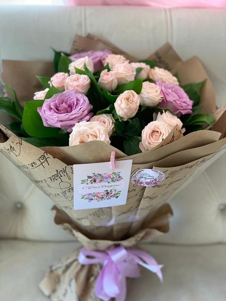 Букет цветов из: Розы в Каче