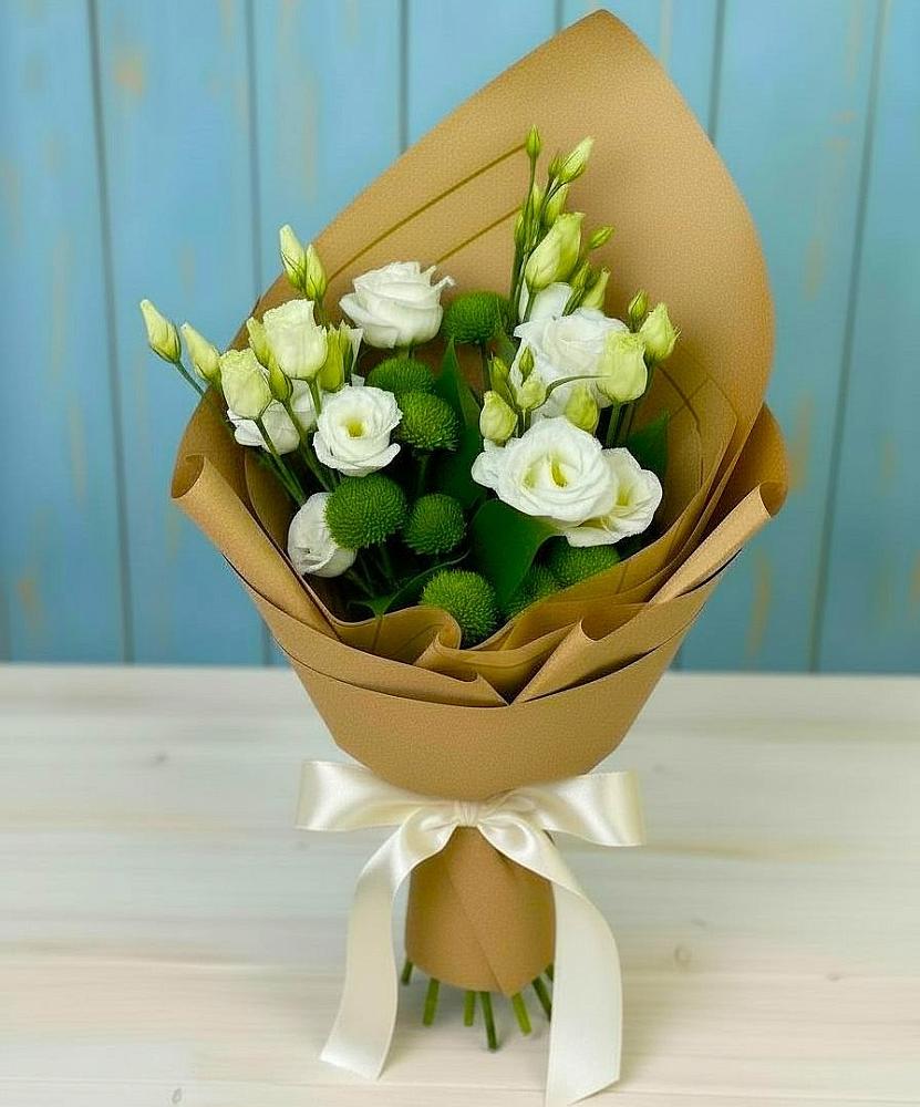 Букет цветов из: Хризантемы и Лизиантусы в Каче