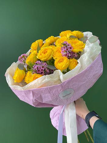 Букет Кустовые желтые розы в Каче