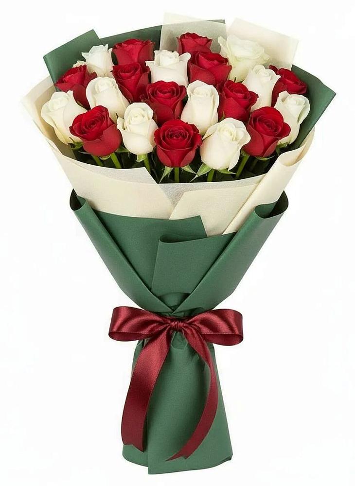 Букет Микс из красных и белых роз в Каче