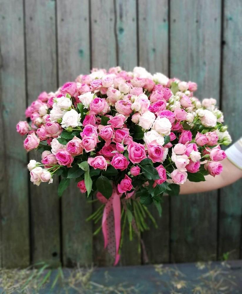 Букет Розовые кустовые розы Натали и Лав Лидия в Каче