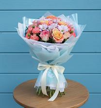 Букет цветов из:  Хризантемы и Розы в Каче