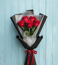 Букет цветов из:  Розы в Каче