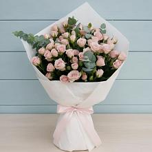Букет цветов из:  Розы в Каче