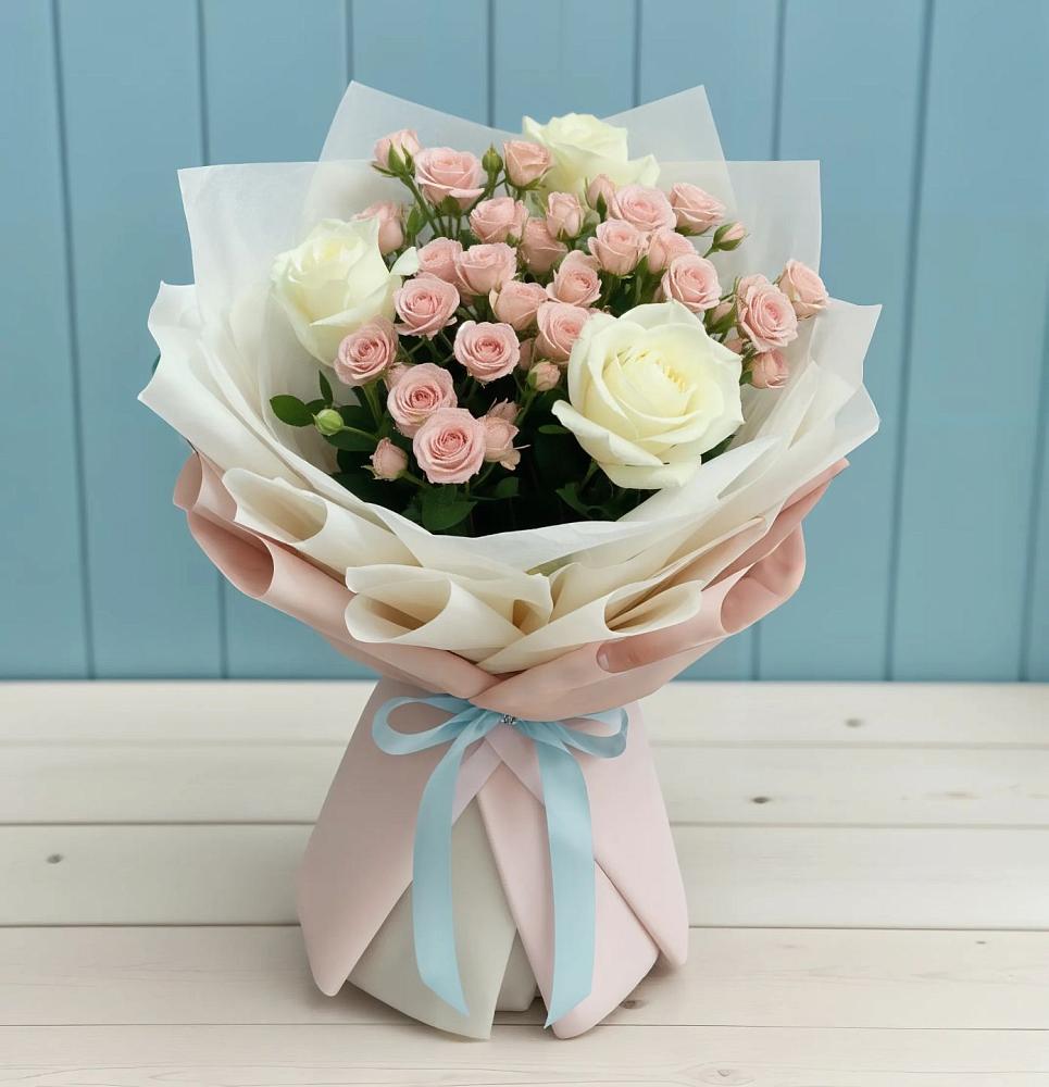 Букет цветов из: Розы в Каче