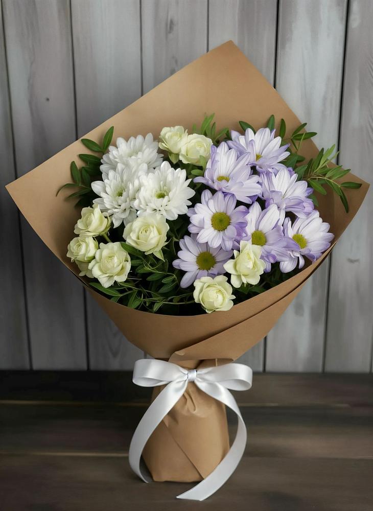 Букет цветов из: Хризантемы и Розы в Каче