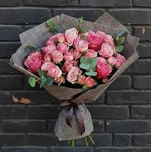 Букет цветов из:  Розы в Каче