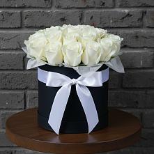 Цветочная композиция из Розы в шляпной коробке в Каче